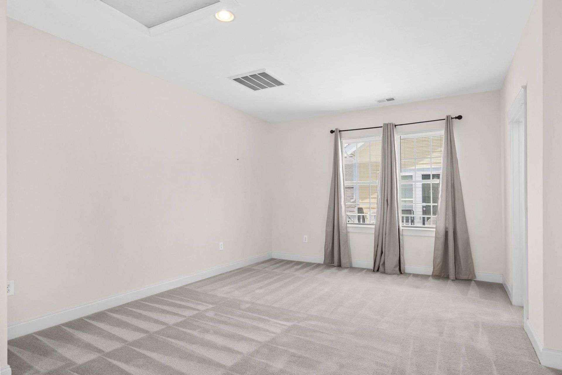 3384 Pampas Dr.  Photo 35