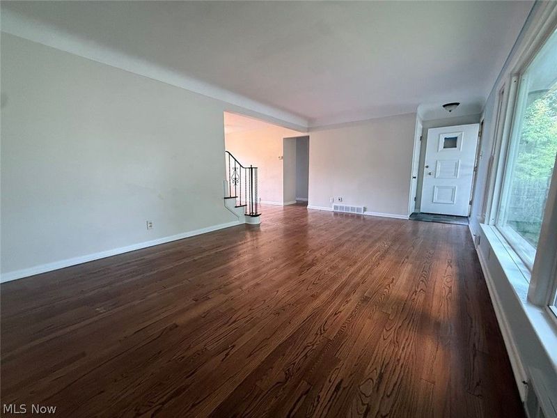 24113 E Silsby Road , Beachwood, OH 44122 Photo 2