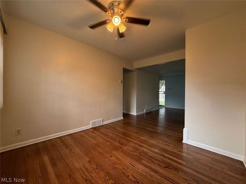 24113 E Silsby Road , Beachwood, OH 44122 Photo 5