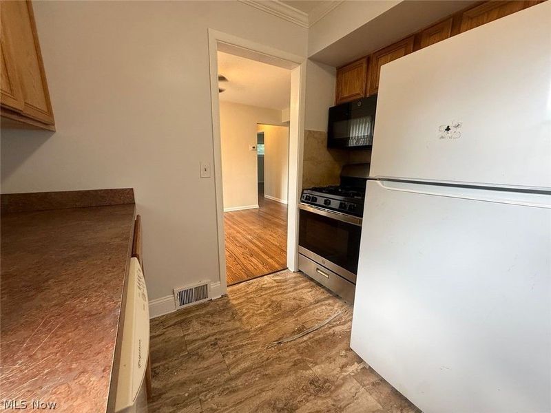 24113 E Silsby Road , Beachwood, OH 44122 Photo 6
