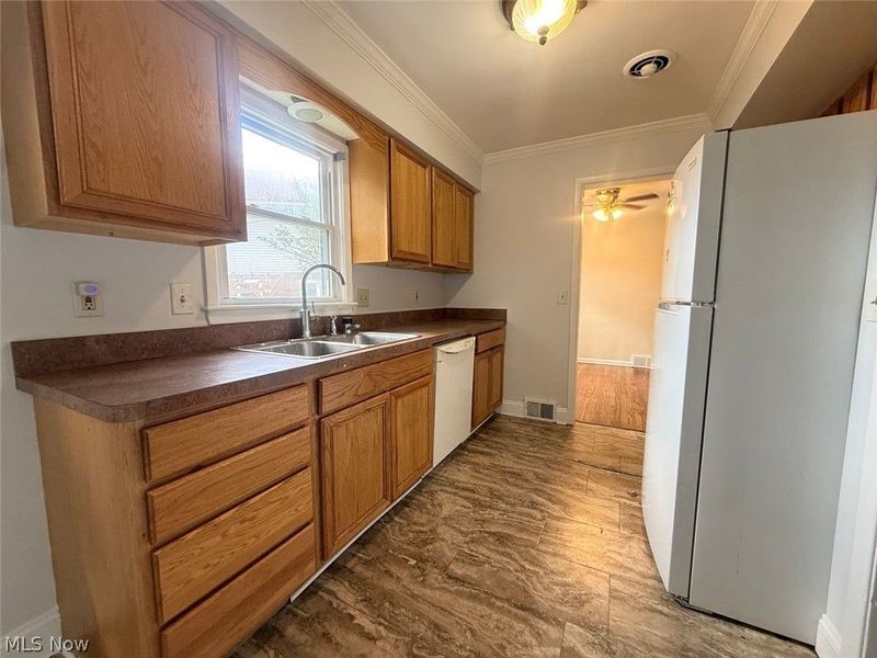 24113 E Silsby Road , Beachwood, OH 44122 Photo 7
