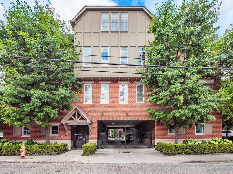 871 S Pearl Street, Columbus, OH 43206 Photo 3