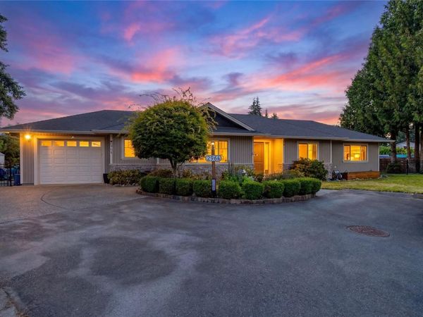 2964 Pickford Rd, Colwood, BC V9B 2K7