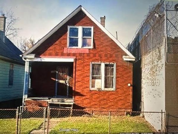6489 Iroquois Street, Detroit, MI 48213