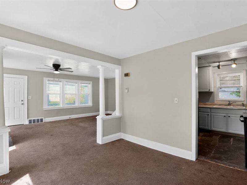 1537 E 214th Street, Euclid, OH 44117 Photo 12