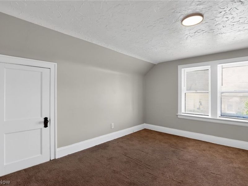 1537 E 214th Street, Euclid, OH 44117 Photo 8
