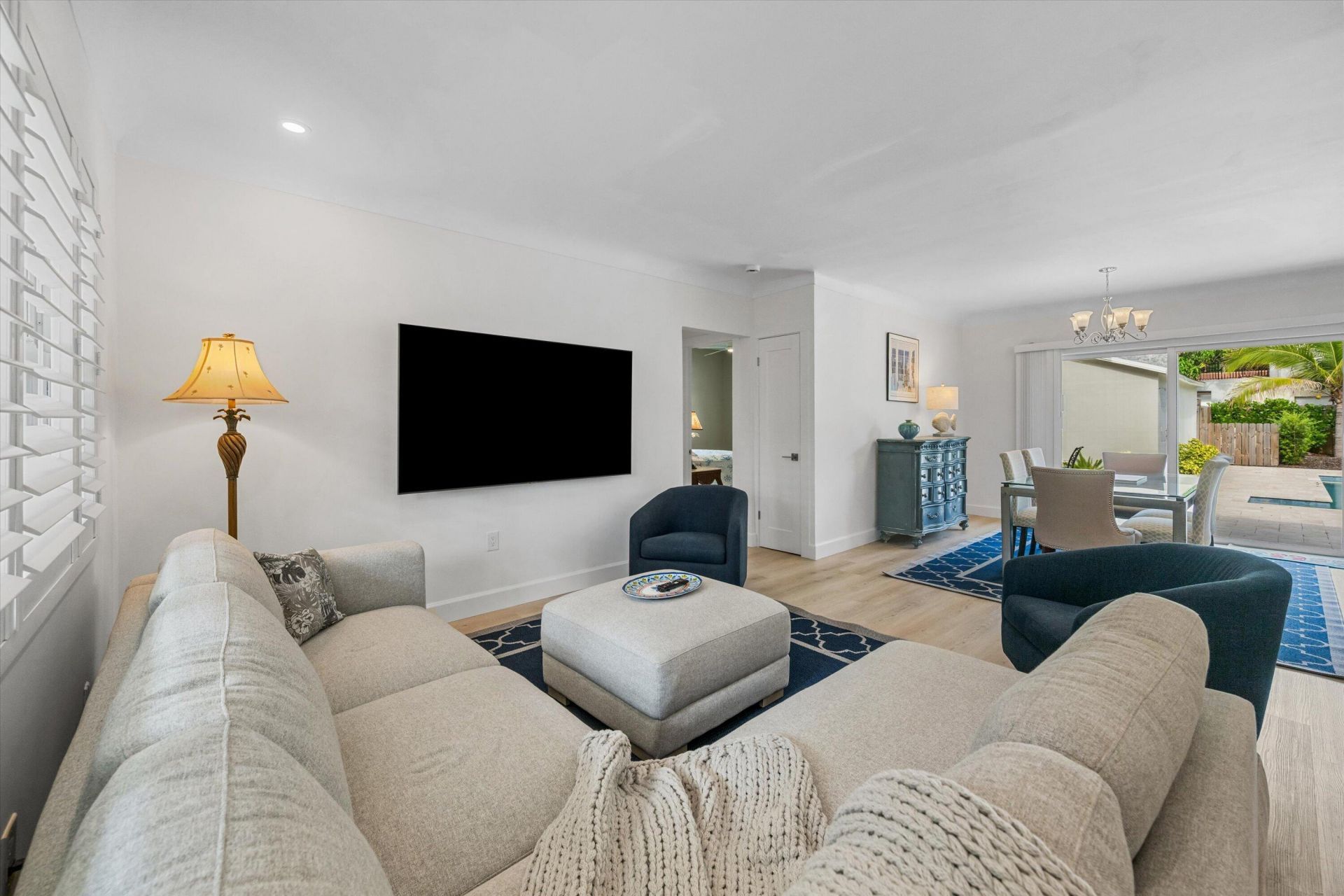 611 N Palmway, Lake Worth Beach, FL 33460 Photo