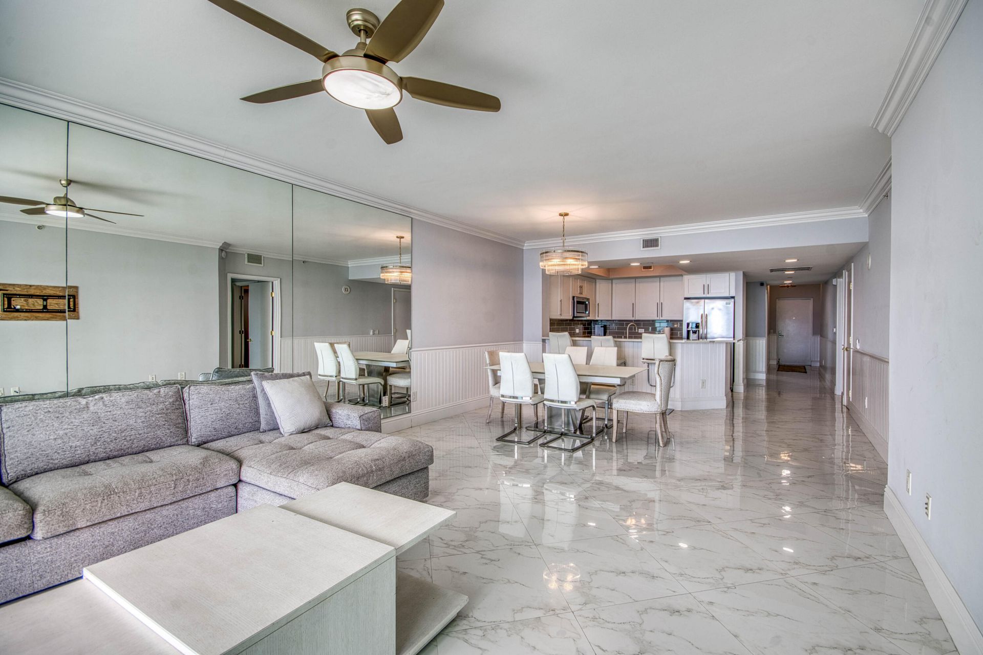 2650 Lake Shore Drive, Unit 2303, Riviera Beach, FL 33404 Photo