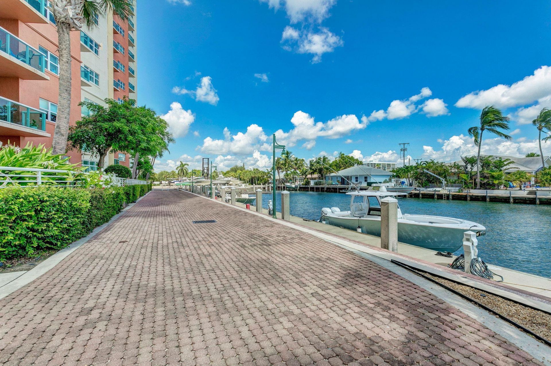 2650 Lake Shore Drive, Unit 2303, Riviera Beach, FL 33404 Photo