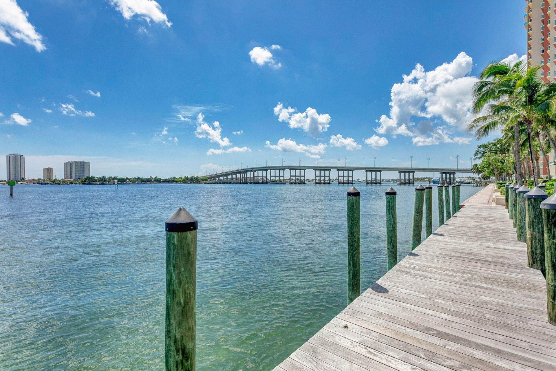 2650 Lake Shore Drive, Unit 2303, Riviera Beach, FL 33404 Photo