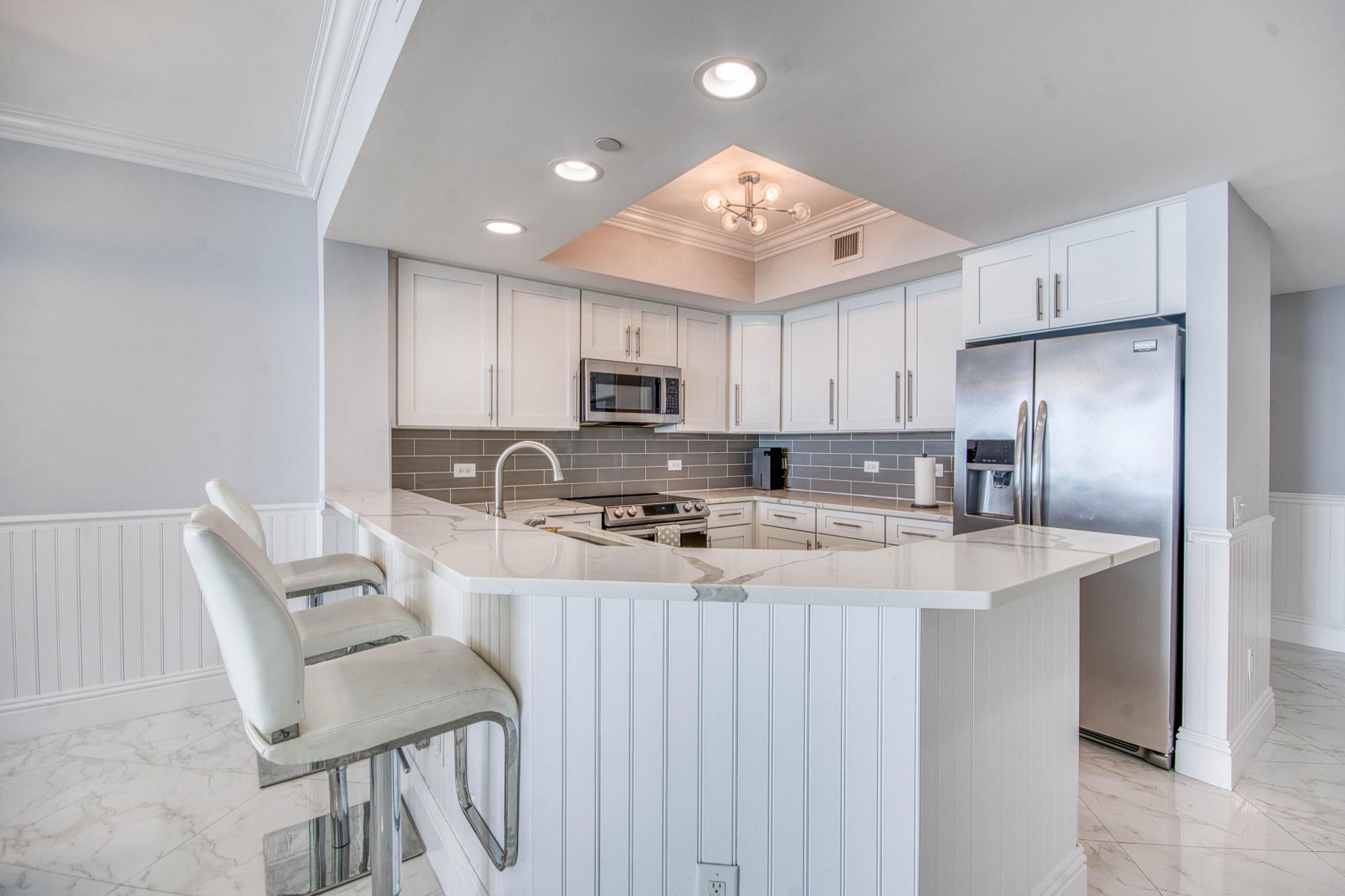 2650 Lake Shore Drive, Unit 2303, Riviera Beach, FL 33404 Photo