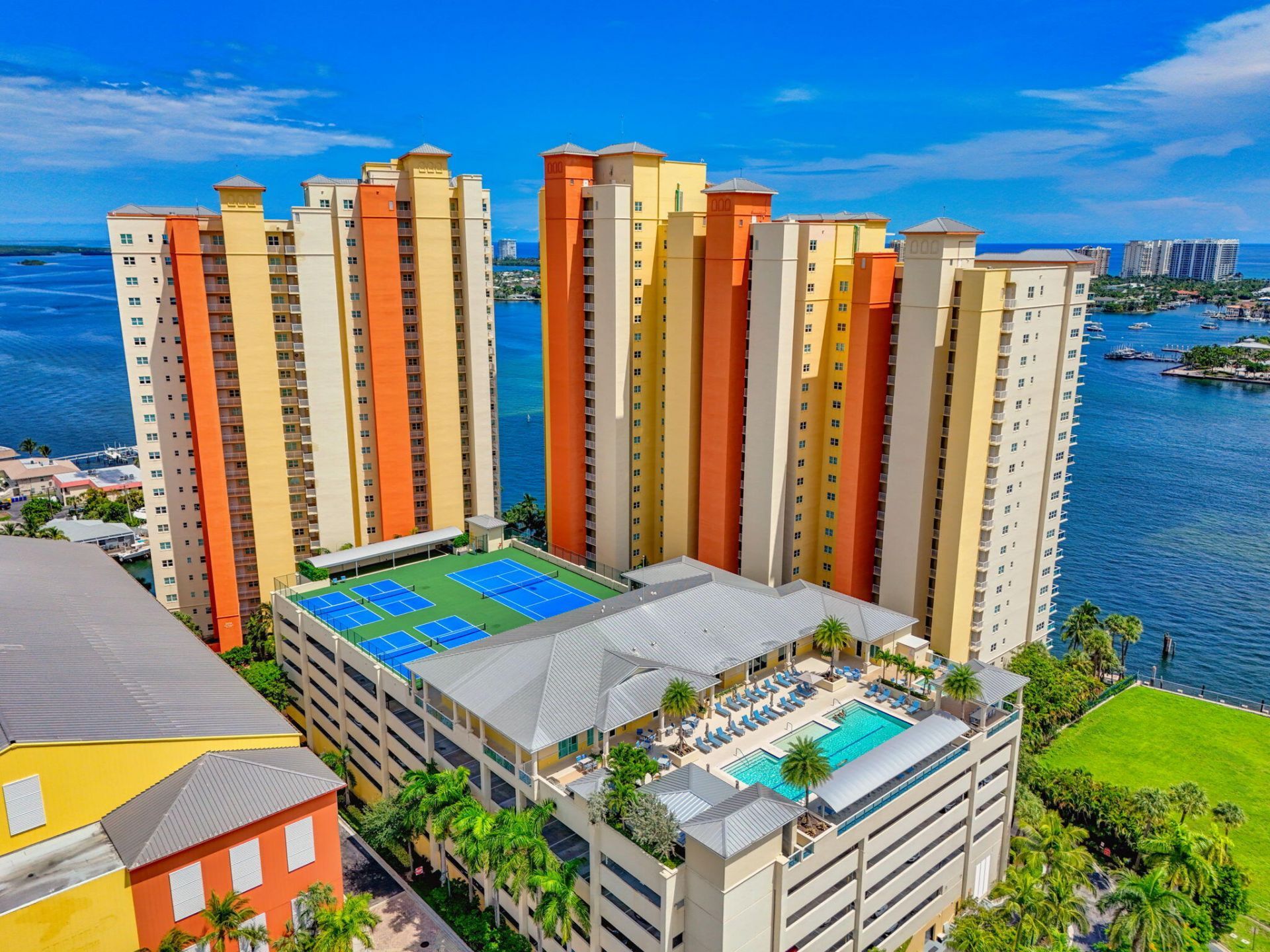 2650 Lake Shore Drive, Unit 2303, Riviera Beach, FL 33404 Photo