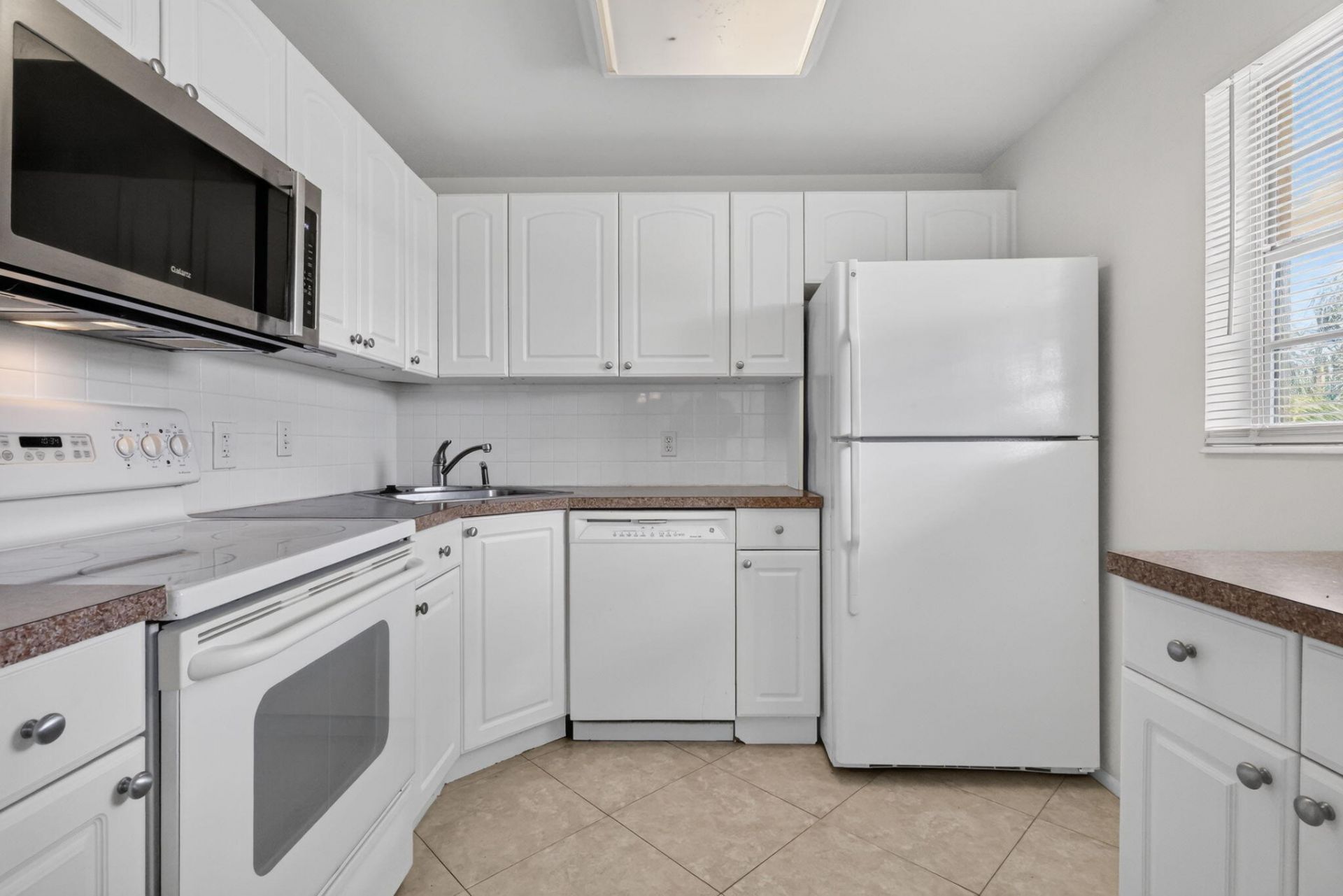 2182 NE 1st Way, Unit 202, Boynton Beach, FL 33435 Photo