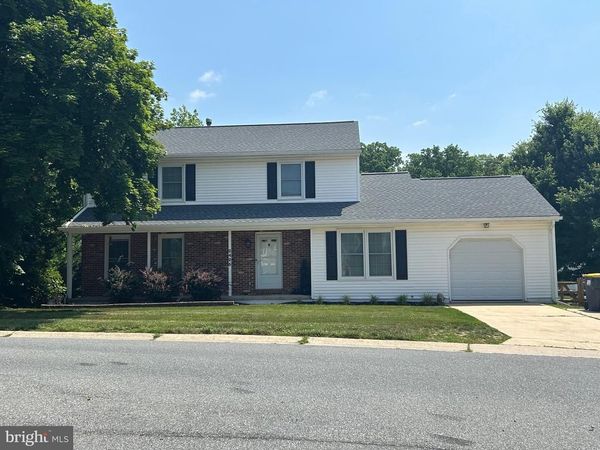 2425 CALF RUN DRIVE, WILMINGTON, DE 19808