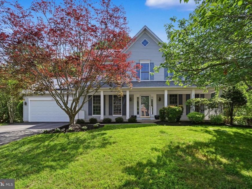 812 Caren Drive, Eldersburg, MD 21784 Main Photo