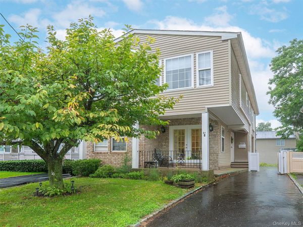 37 Dunwood Road , Unit B, Port Washington, NY 11050
