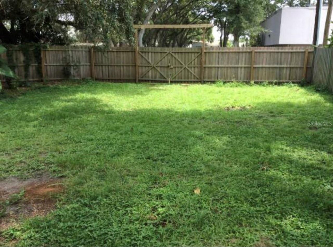 5744 2nd Avenue N, Saint Petersburg, FL 33710 Photo