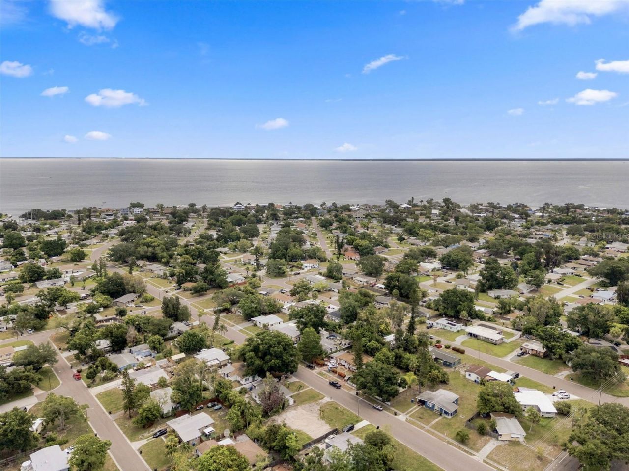 3963 Neptune Drive Se, Saint Petersburg, FL 33705 Photo