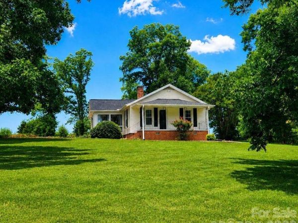 1209 Requa Road , Cherryville, NC 28021