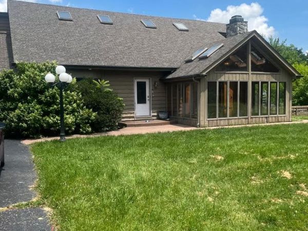 24715 S Oak Lane , Crete, IL 60417