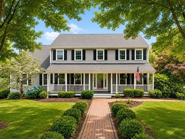 130 Deer Hollow Trail, Raynham, MA 02767