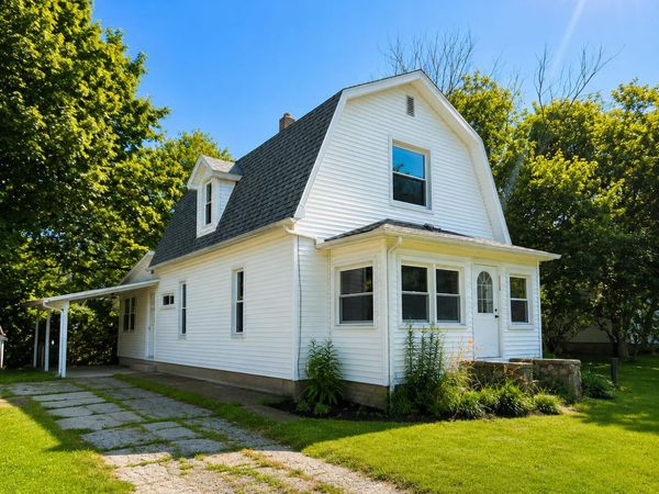 312 W 7th, Munith, MI 49259