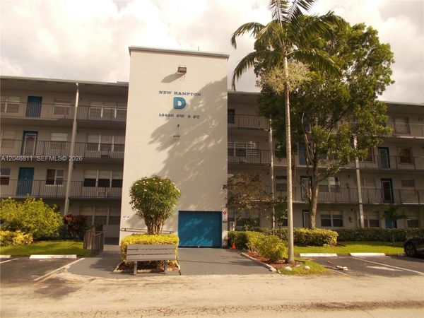 13450 SW 3rd St, Unit 212D, Pembroke Pines, FL 33027