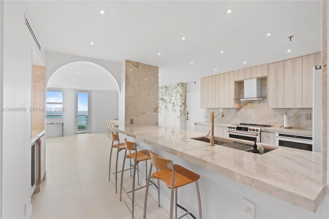 9511 Collins Ave , Unit 403, Surfside, FL 33154 Photo