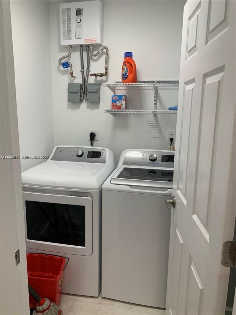 28 SE 7th St , Dania Beach, FL 33004 Photo