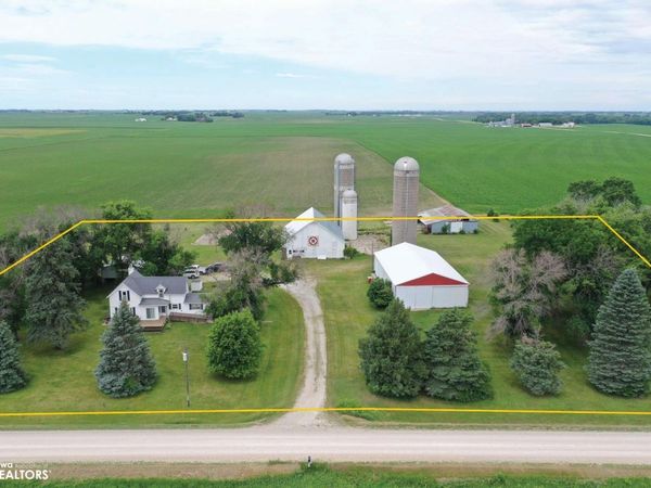 2133 Juniper Ave., Humboldt, IA 50548