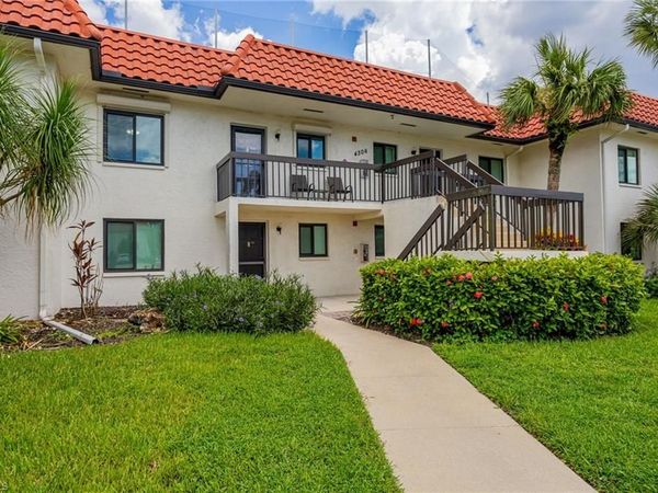 4306 27th CT SW, Unit 203, NAPLES, FL 34116