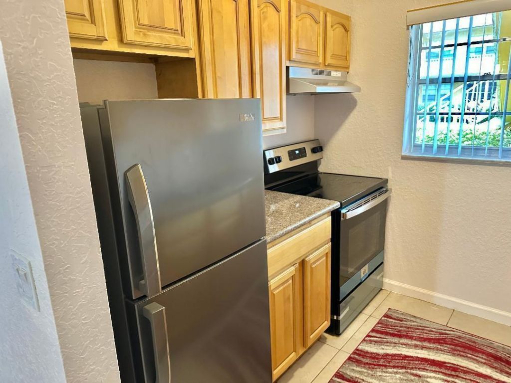 240 Croton Avenue, Unit 110, Lantana, FL 33462 Photo