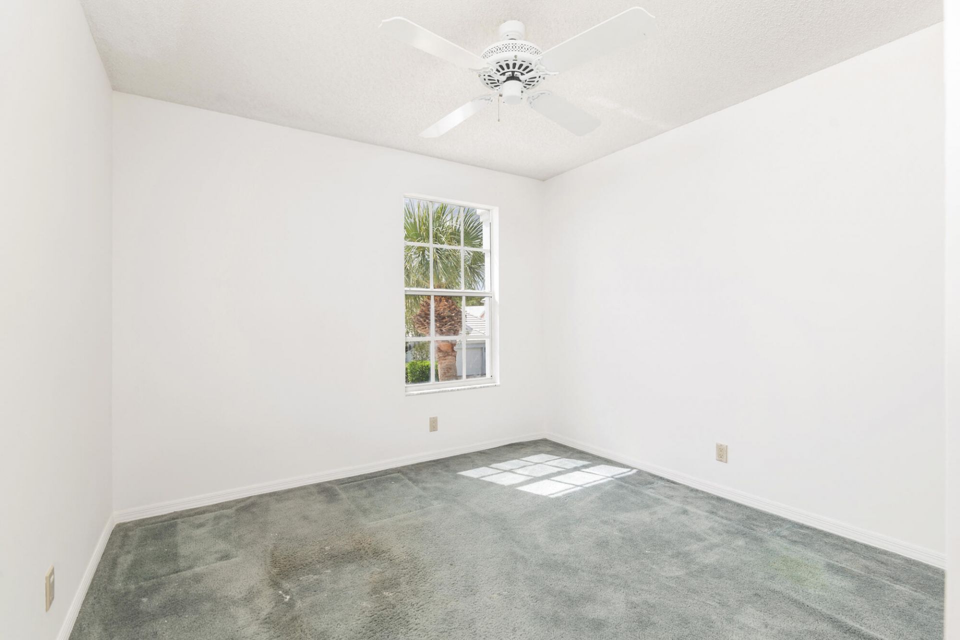 22 Selby Lane, Palm Beach Gardens, FL 33418 Photo