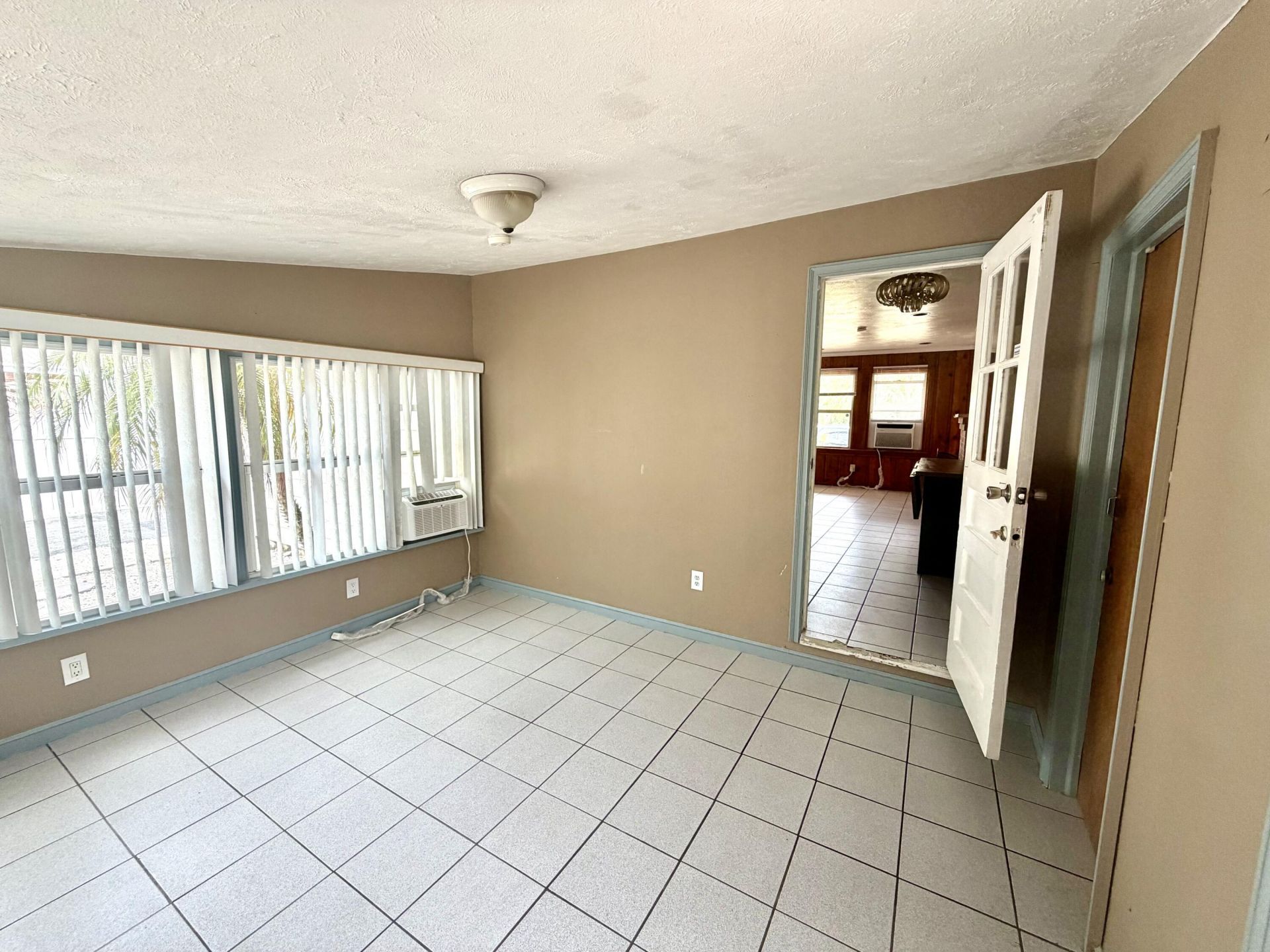 505 Foresteria Drive, Lake Park, FL 33403 Photo