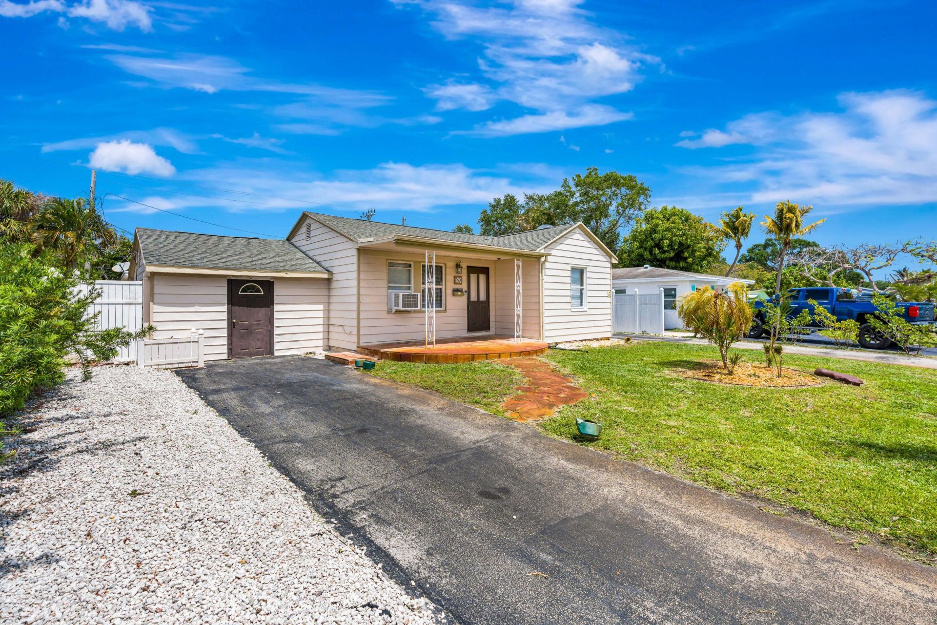 505 Foresteria Drive, Lake Park, FL 33403 Photo