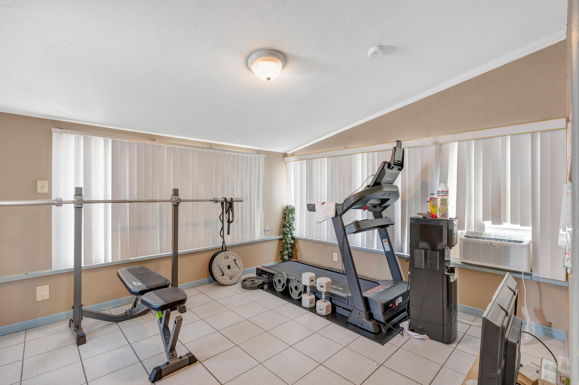 505 Foresteria Drive, Lake Park, FL 33403 Photo