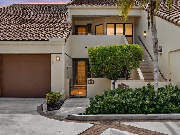 111 Waterview Drive, Unit 111, Palm Beach Gardens, FL 33418