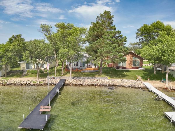 33846 N Pickerel Drive , Richville, MN 56576