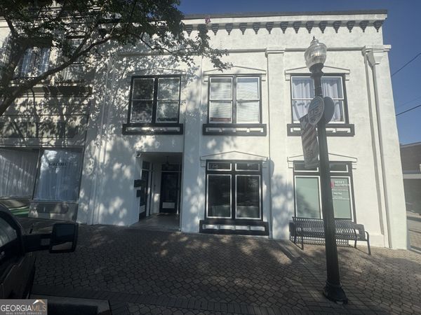 137 N Hill Street, Griffin, GA 30223