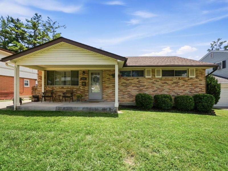 2588 Petworth Court, Reading, OH 45236 Photo 2