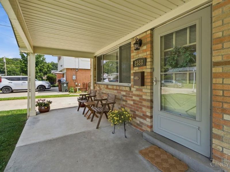2588 Petworth Court, Reading, OH 45236 Photo 7