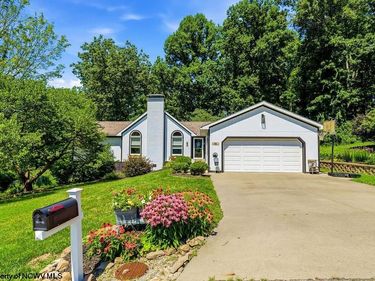 83 Oakridge Drive, Mount Clare, WV 26408