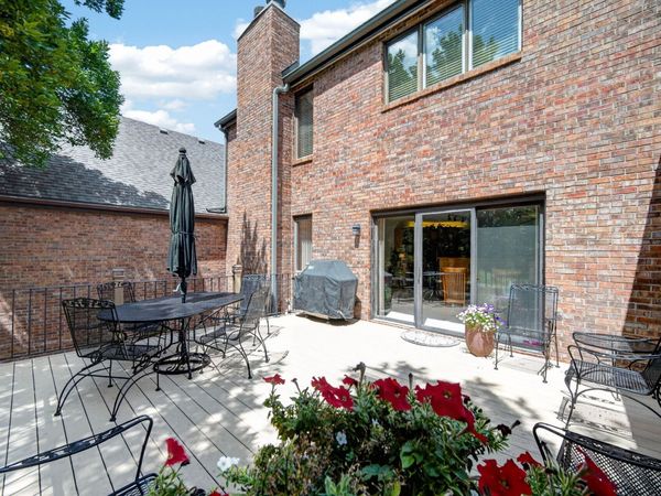 664 58th Street, Unit 3, West Des Moines, IA 50266