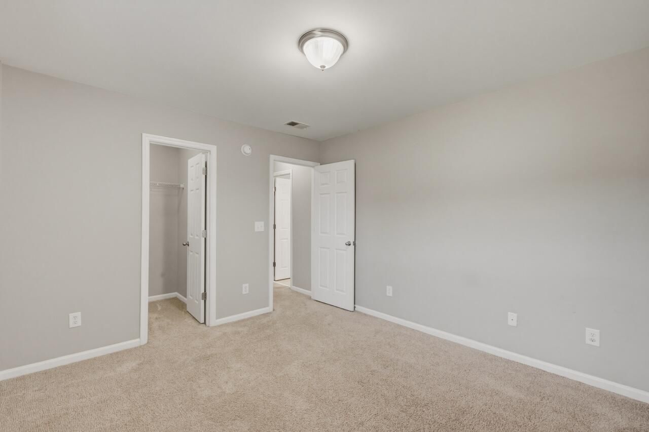 1522 Mandarin Court Photo 32