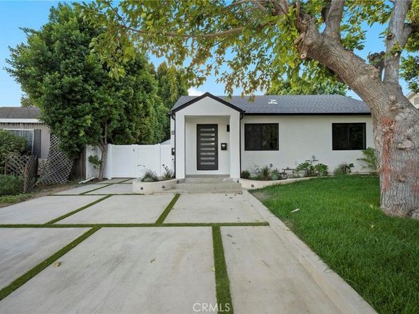 5865 Tobias Avenue, Sherman Oaks, CA 91411