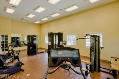 13100 Bella Casa Cir, Unit 235, Fort Myers, FL 33966 Photo