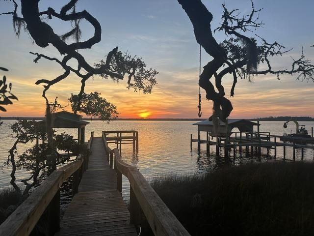88 River Drive, Panacea, FL 32346 Photo