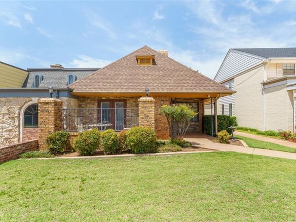 109 The Hills , Clinton, OK 73601