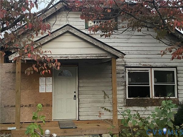 1219 Melville Street , Petersburg, VA 23803