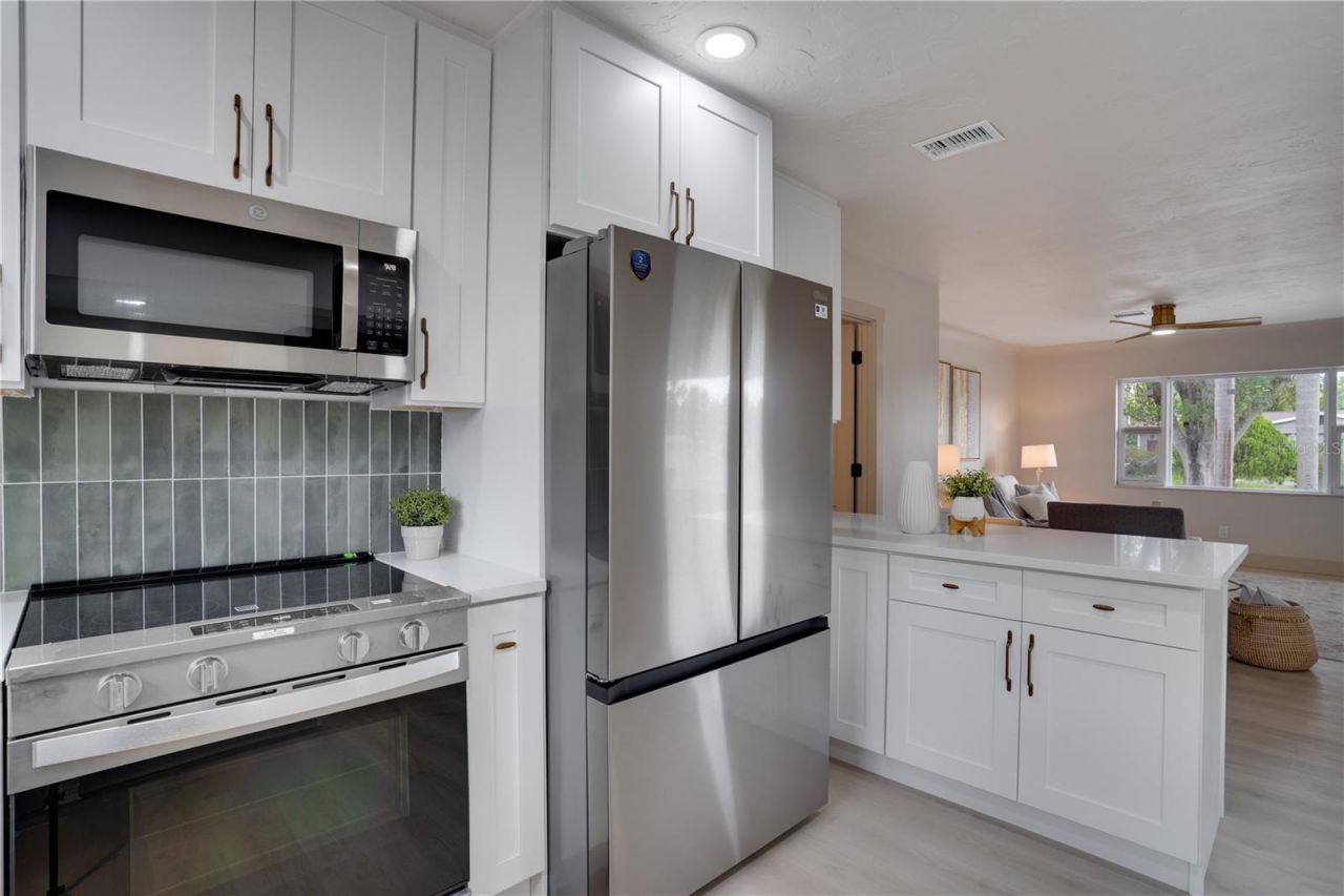4566 28th Avenue N, Saint Petersburg, FL 33713 Photo